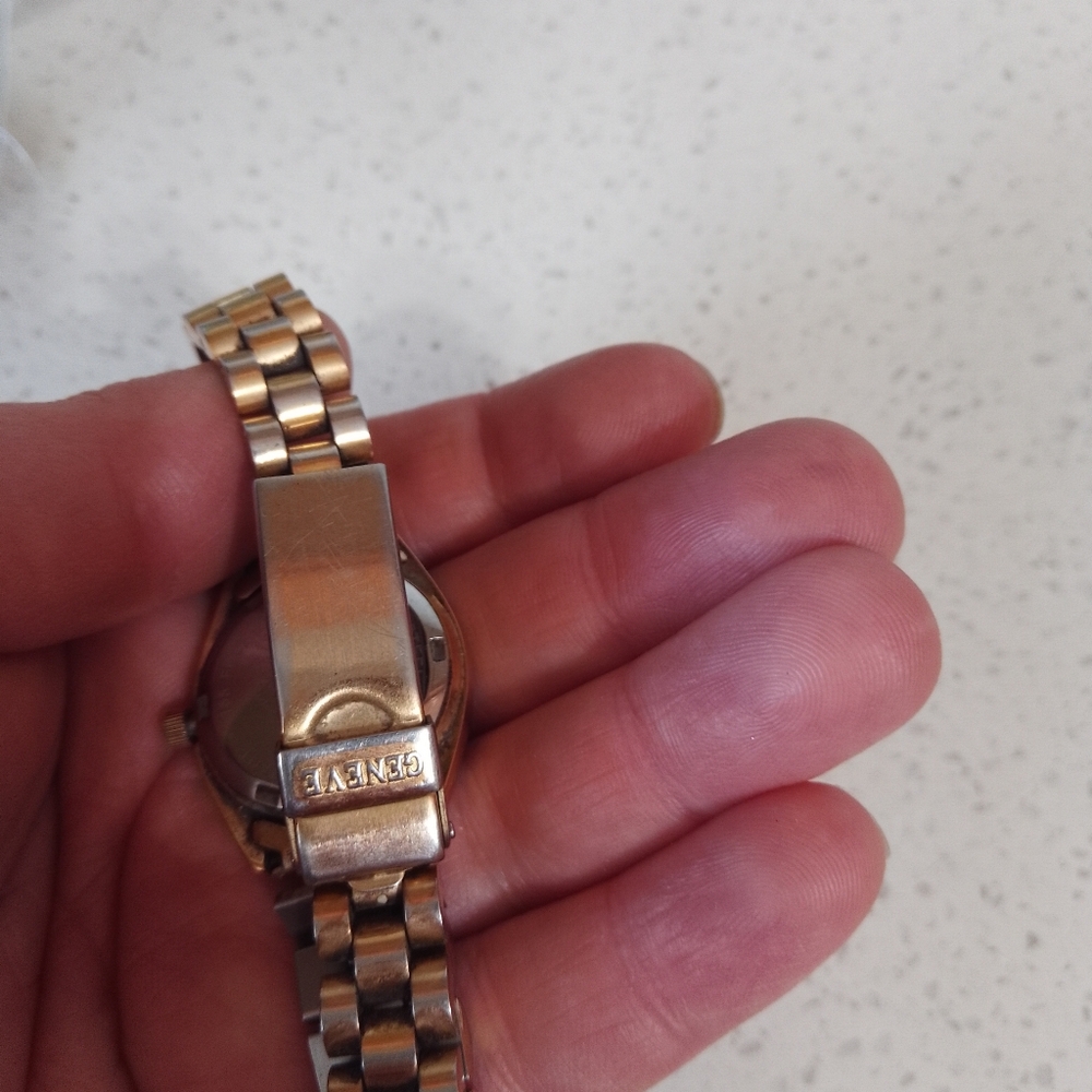Geneve Watch - Picture 3 of 4